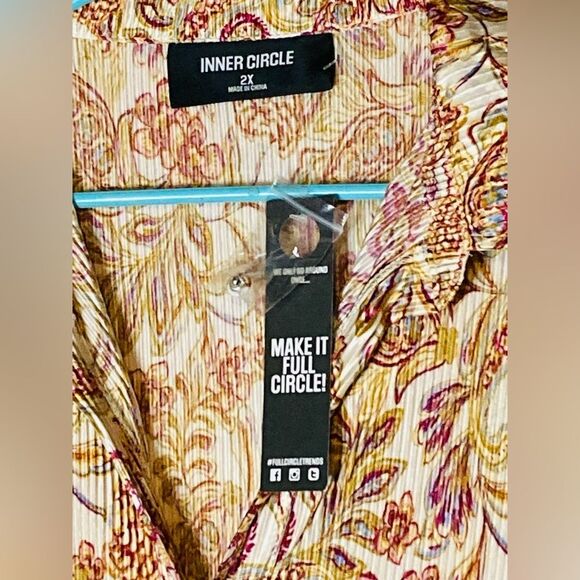 NWT Inner Circle Lightweight Patterned Blouse, size 2X - Picture 2 of 4